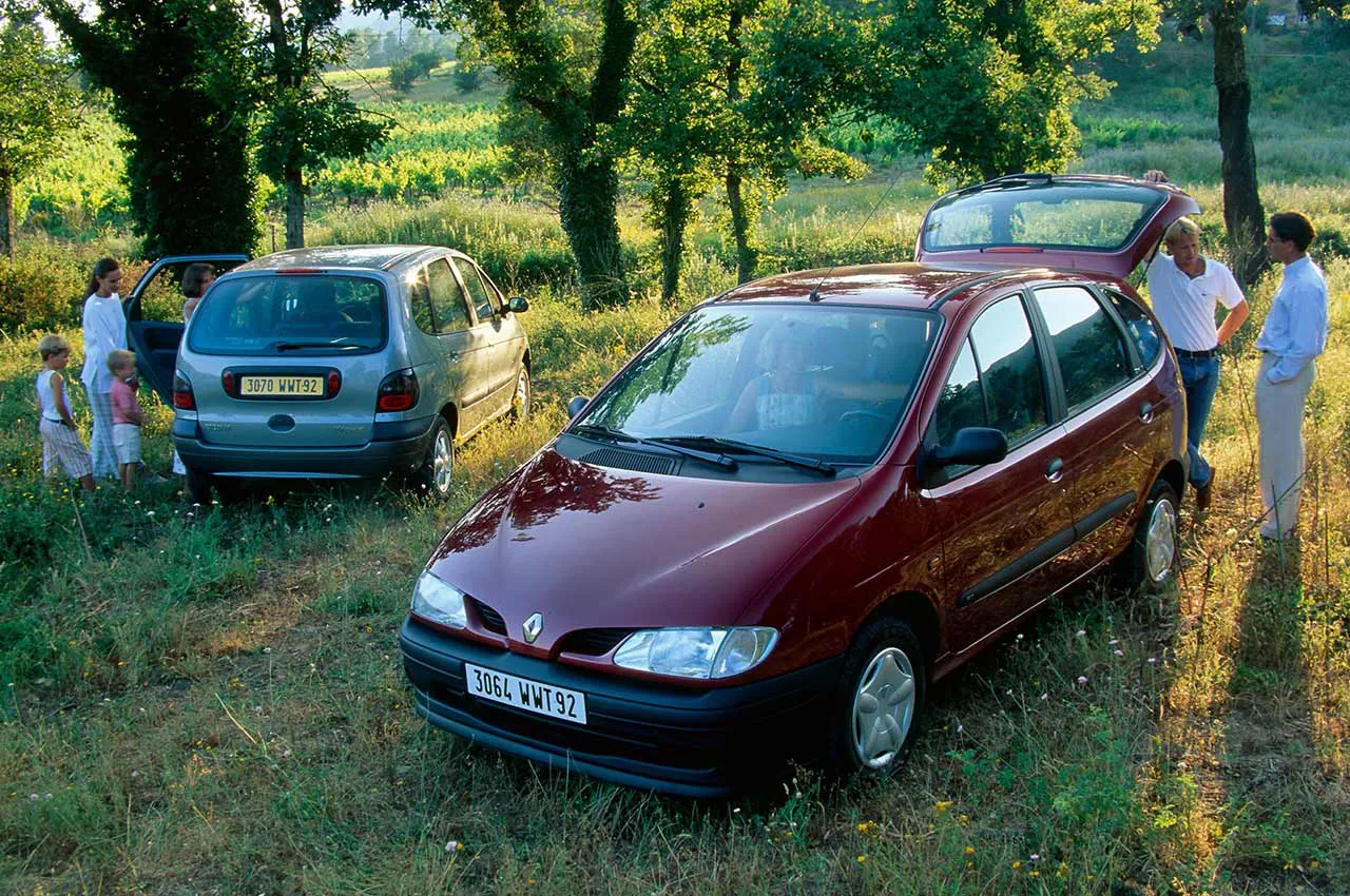AutomobileFa Renault Scenic