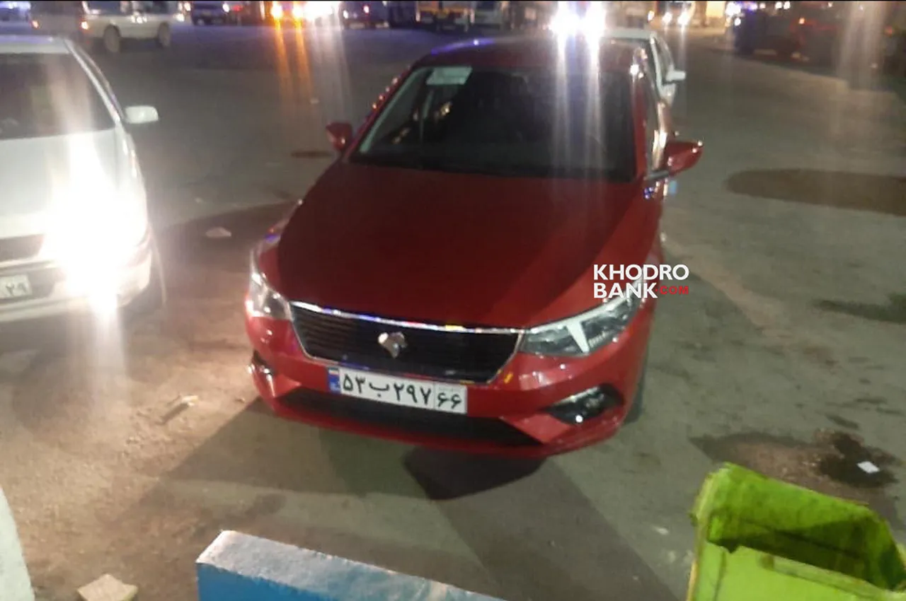 AutomobileFa IKCO Tara 4Esfand99(1)