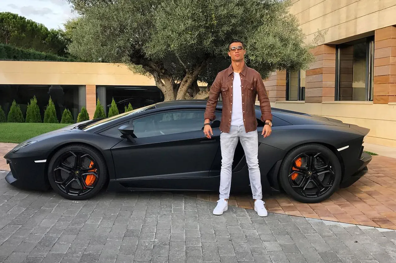 AutomobileFa Lamborghini Aventador