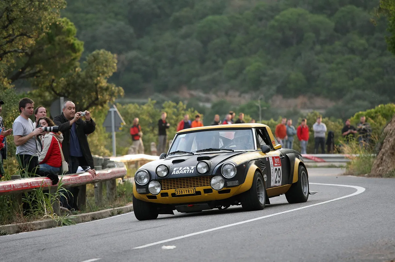 AutomobileFa Fiat Abarth 124 Rallye Spider