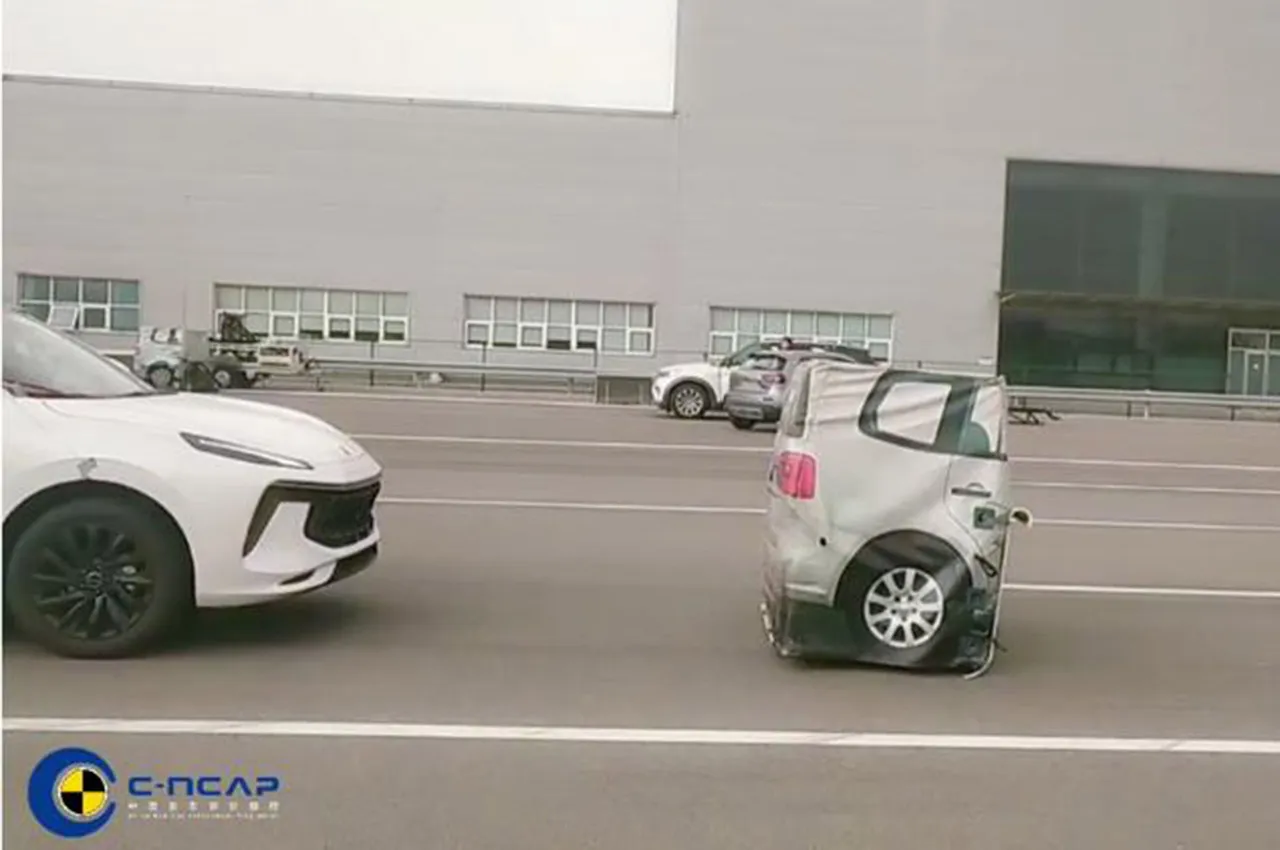 AutomobileFarsi DongFeng T5 EVO Lamari crash test