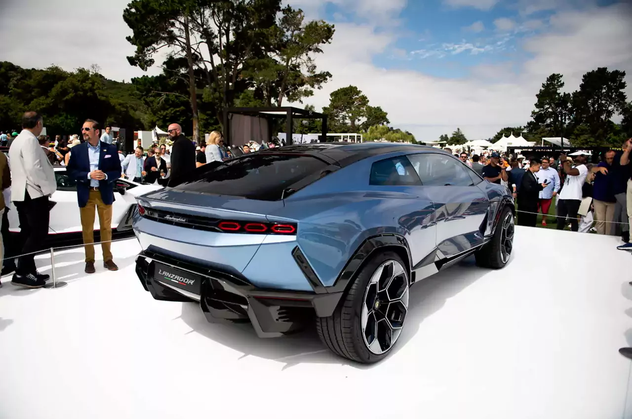AutomobileFa 2023 Lamborghini Lanzador Concept 14021008 002