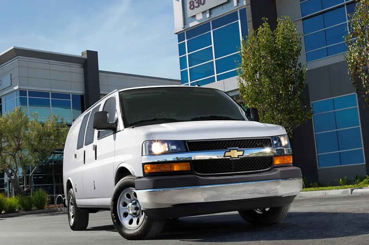 AutomobileFa Chevrolet Express 14021017