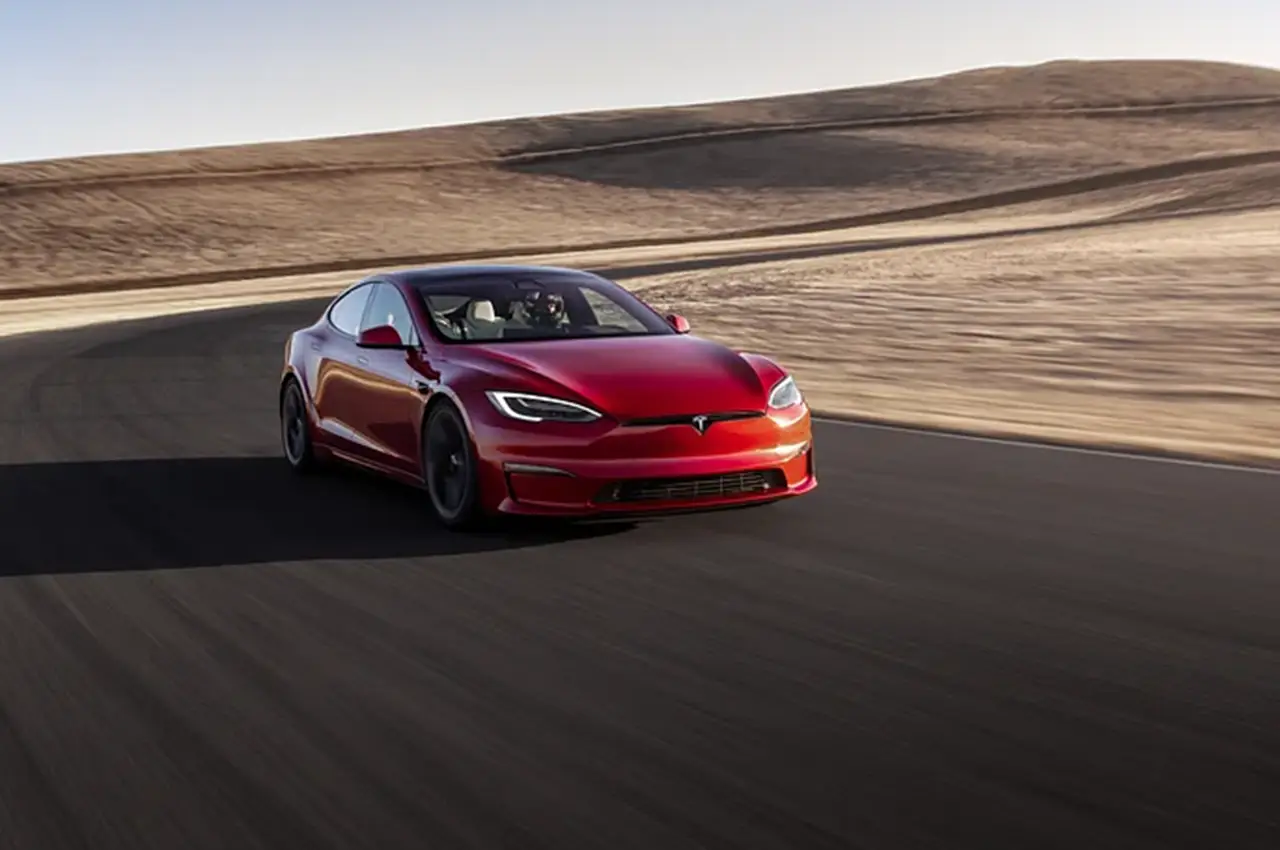 AutomobileFa Tesla Model S 14021017