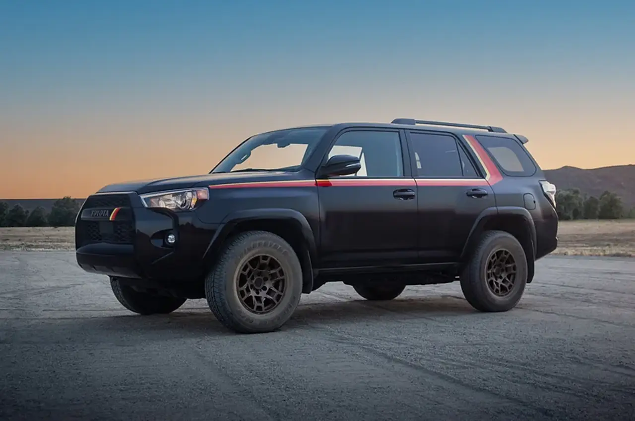 AutomobileFa Toyota 4Runner 14021017