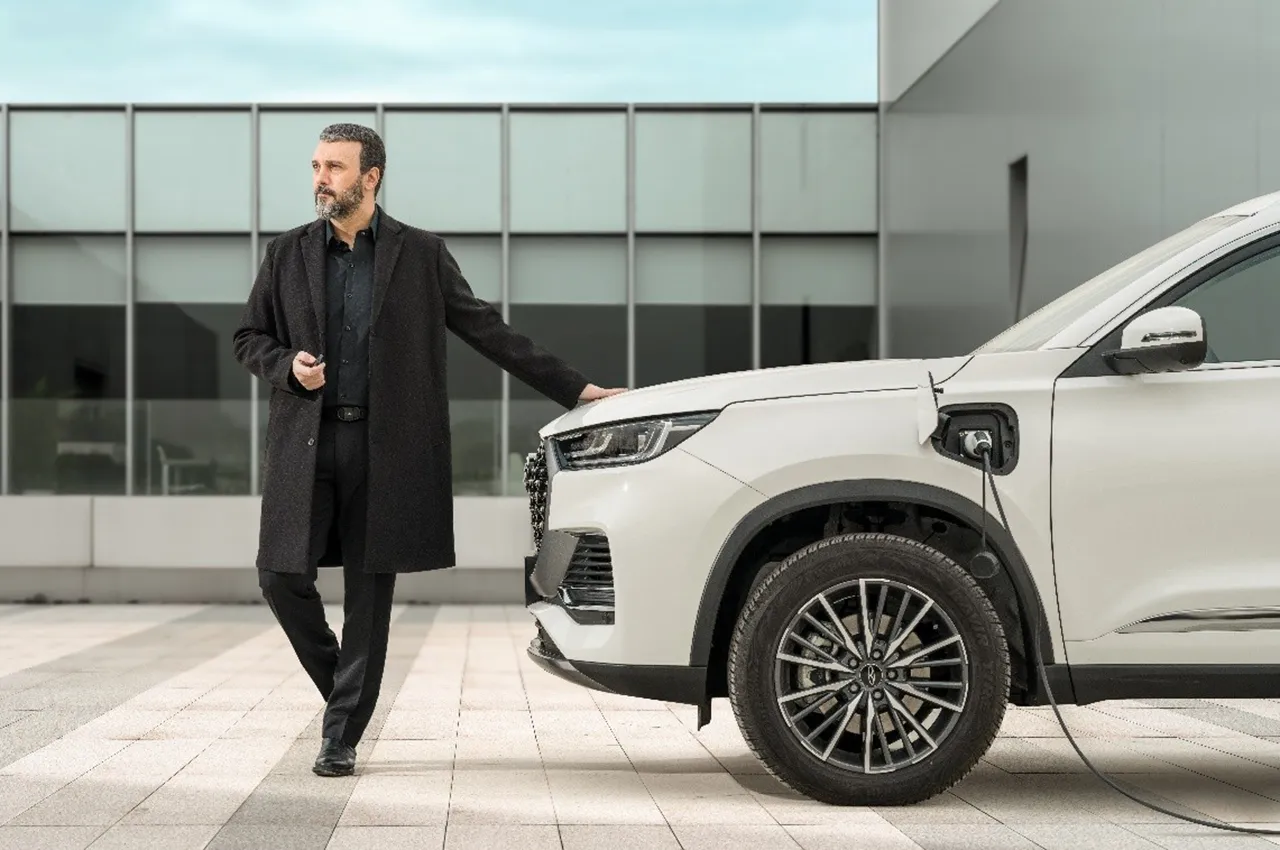 AutomobileFa Fownix Tiggo8 Pro PHEV 14031227 6
