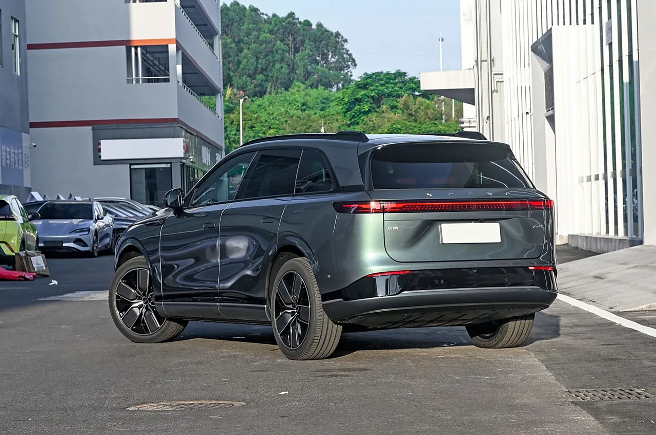 AutomobileFa Xpeng G9 14031218 3