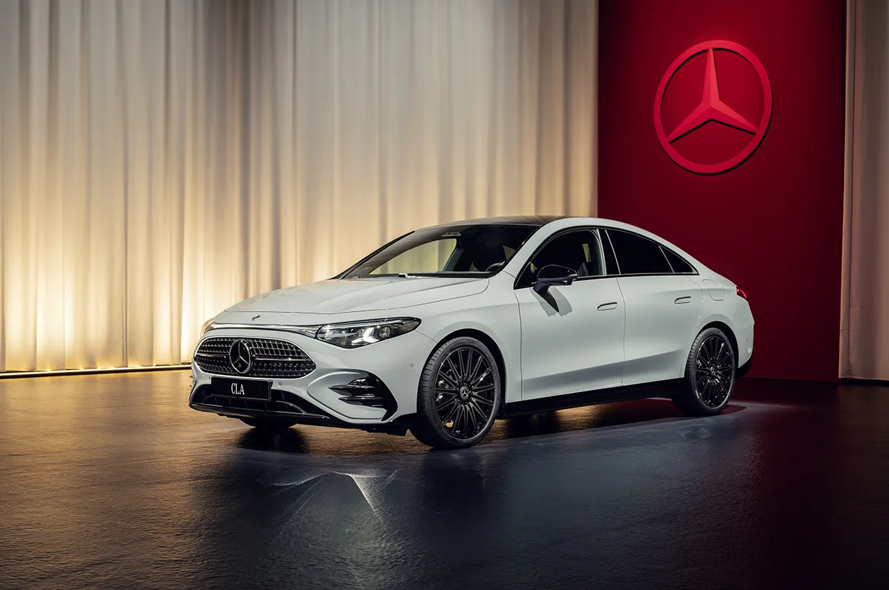AutomobileFa mercedes benz cla klasse 14031225 1