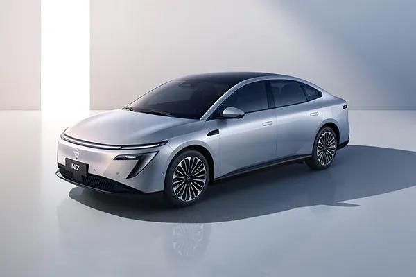 Dongfeng Nisssan N7