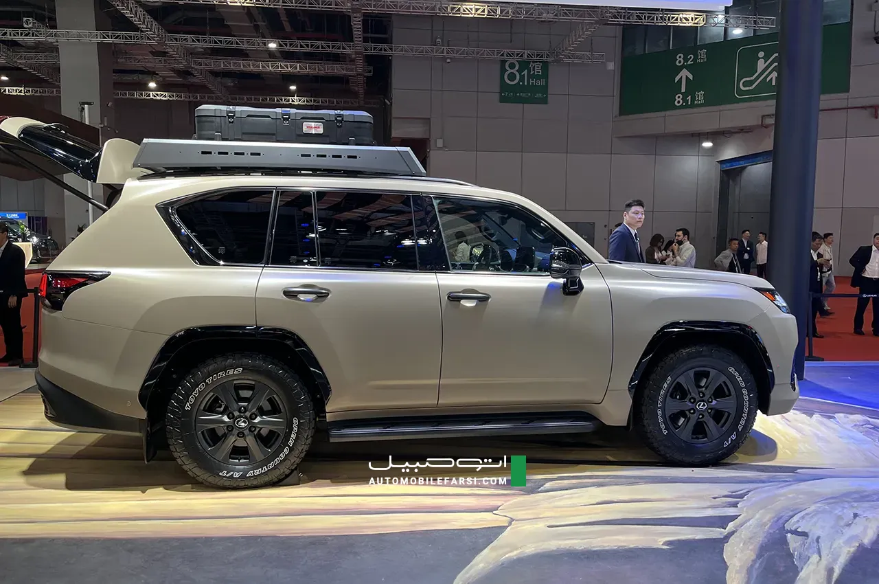 AutomobileFa Lexus LX 700h 14040203 2