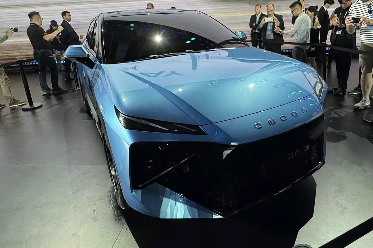 AutomobileFa Omoda 3 14040217 7