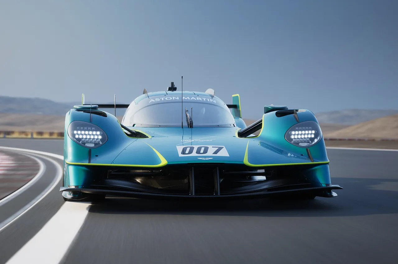 Aston Martin Valkyrie LM