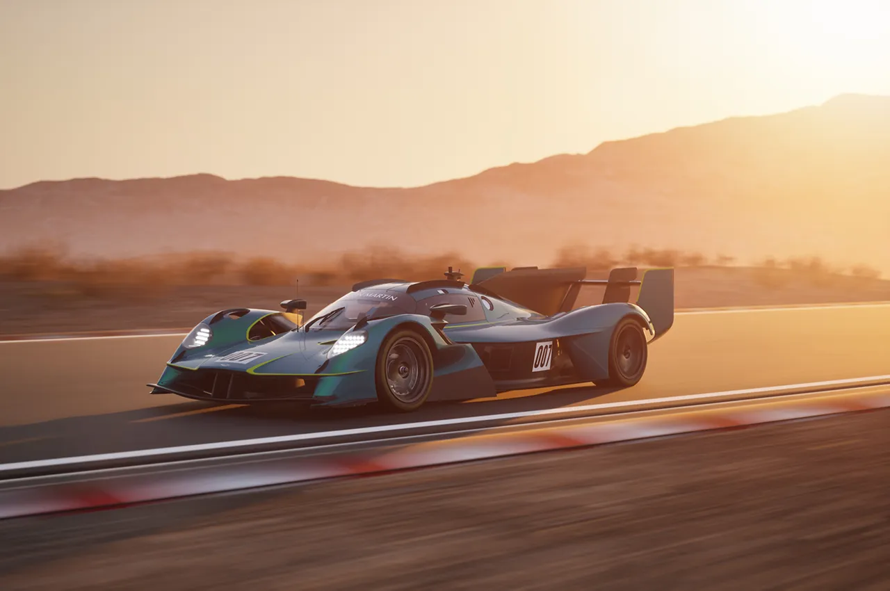 AutomobileFa Aston Martin Valkyrie LM 14040319 6