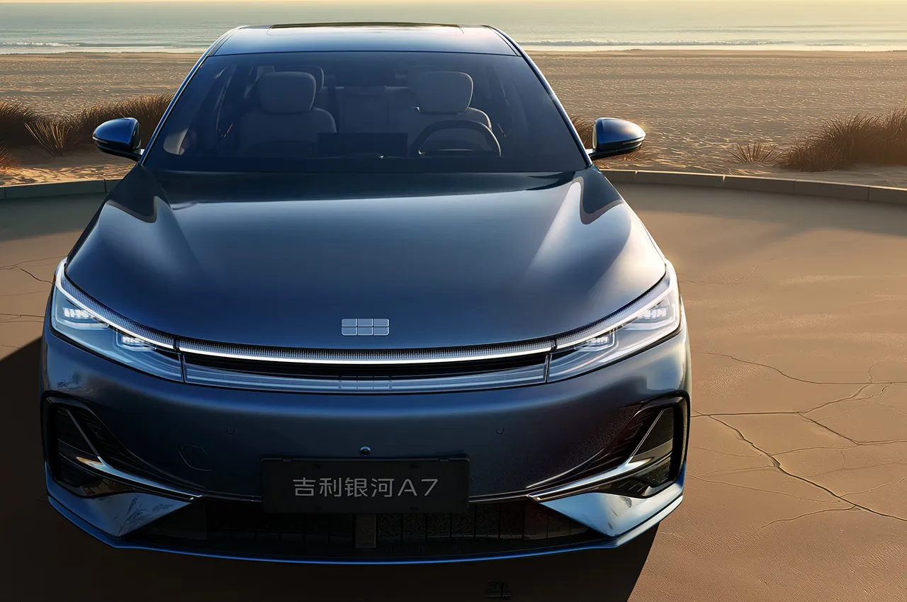 AutomobileFa Geely Galaxy A7 14040318 8