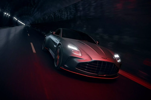  Aston Martin Vantage