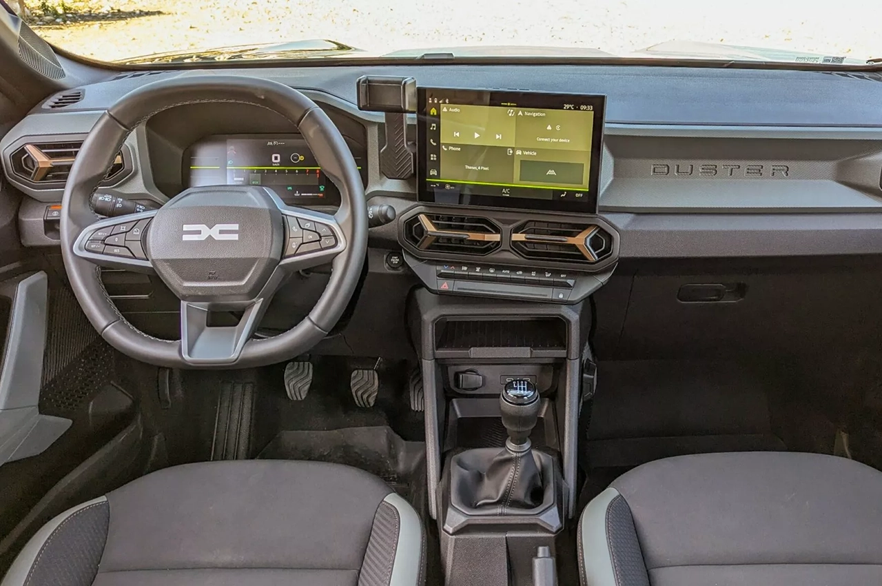 automobilefa Electric Dacia Duster 05