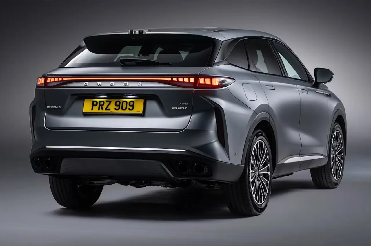 automobilefa Omoda 9 Plug in Hybrid SUV 14040430. 1
