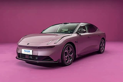  Lynk & Co 10EM-P