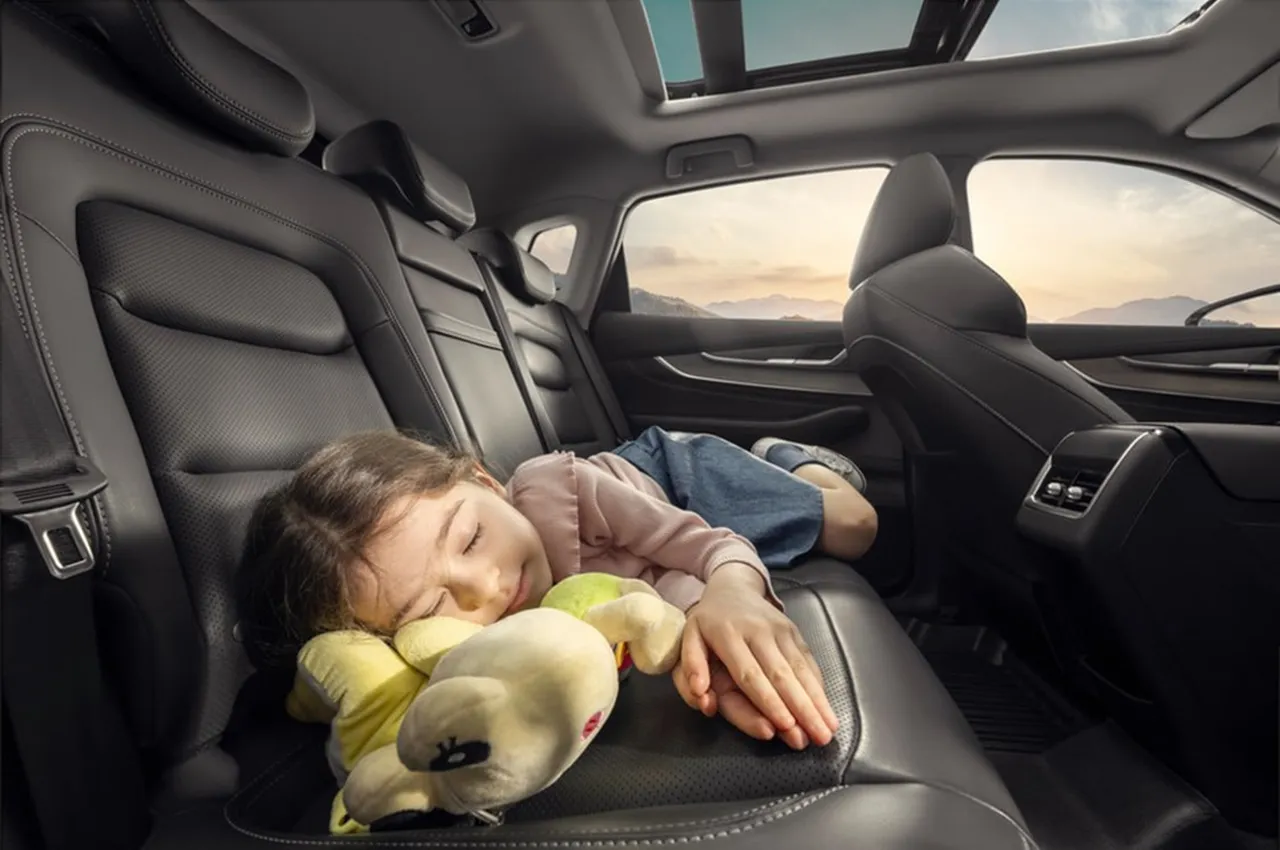 automobilefa MVM X77 14040526 2