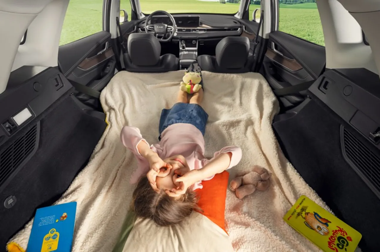 automobilefa MVM X77 14040526 3