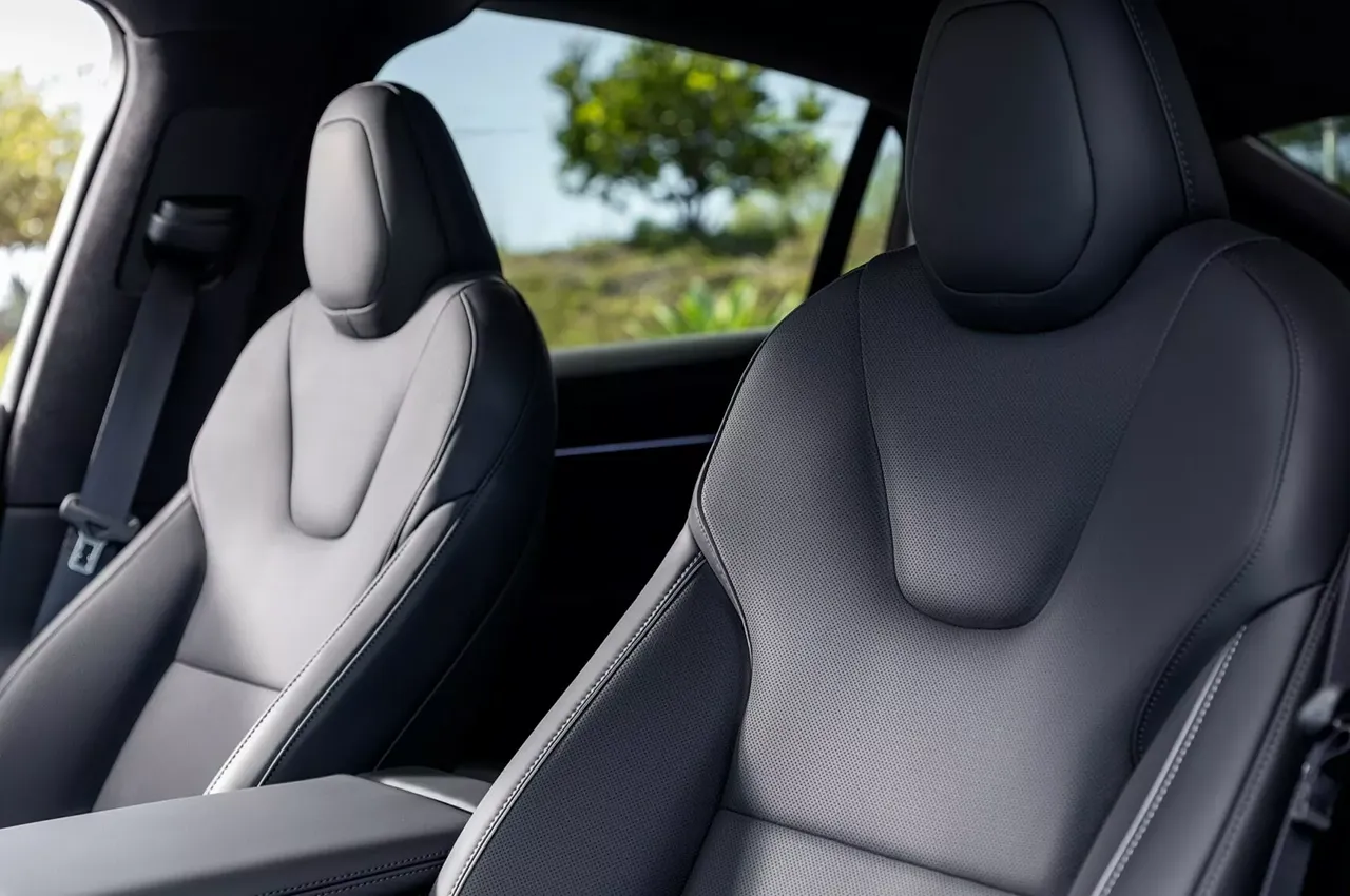 automobilefa Tesla 14040514 4