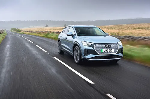 AUDI Q4 40 e tron 