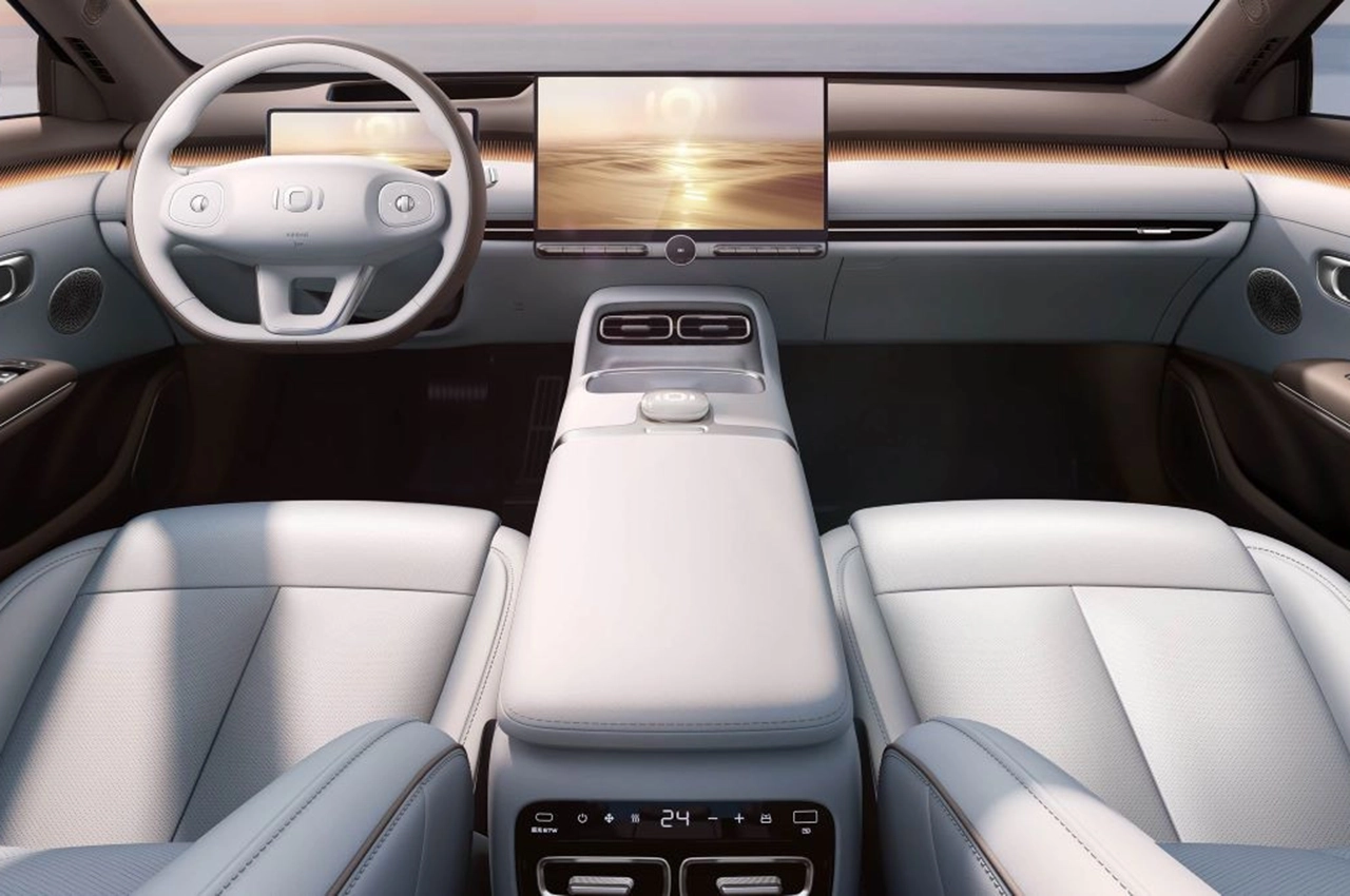 AutomobileFa Changan Qiyuan A06 14040621 3