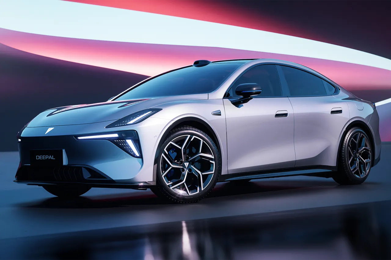 AutomobileFa Deep Blue L06 14040613 2