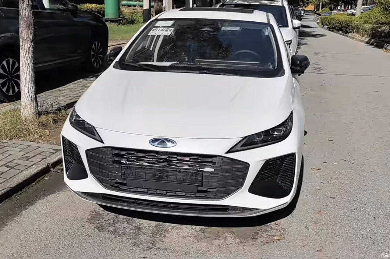 Fownix Z6 GT facelift 