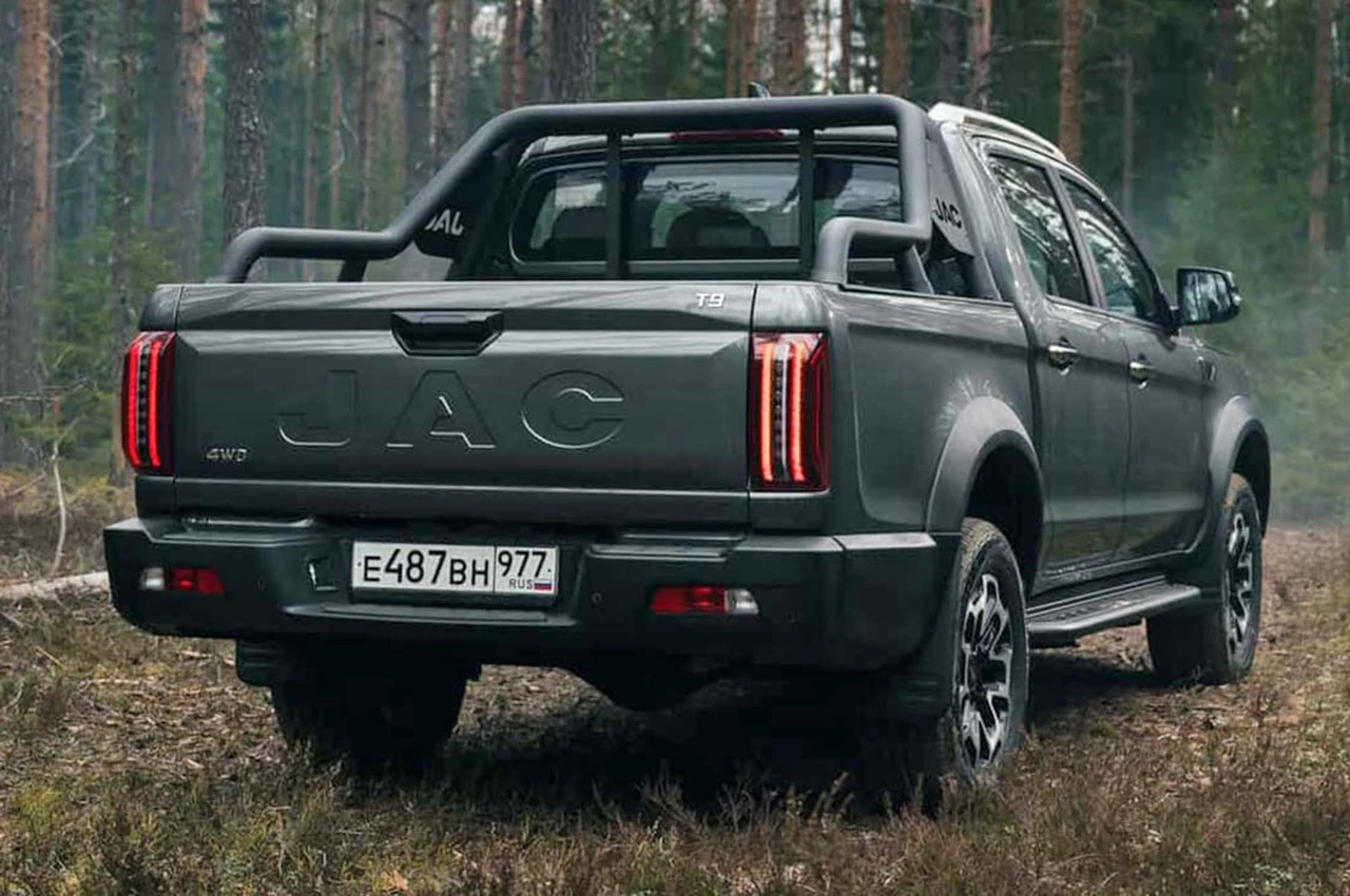 AutomobileFa JAC T9 Luxury 2025 14040602 03