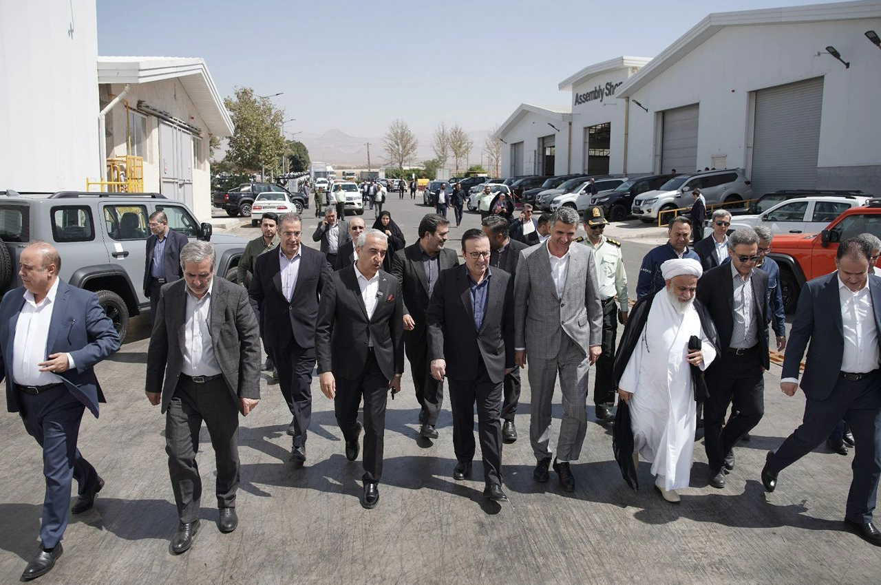 Tank 300 manufacturing