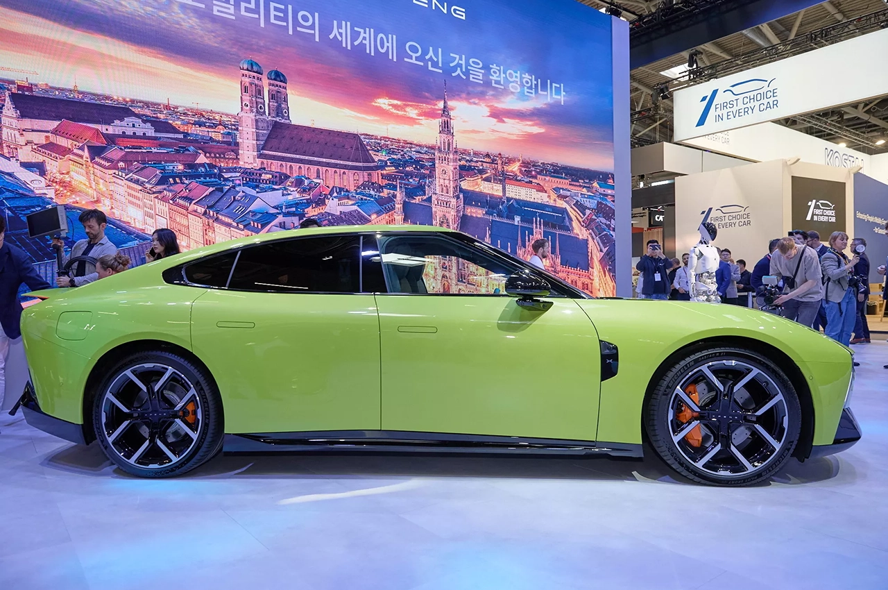 AutomobileFa XPeng P7 Munich 14040623 5