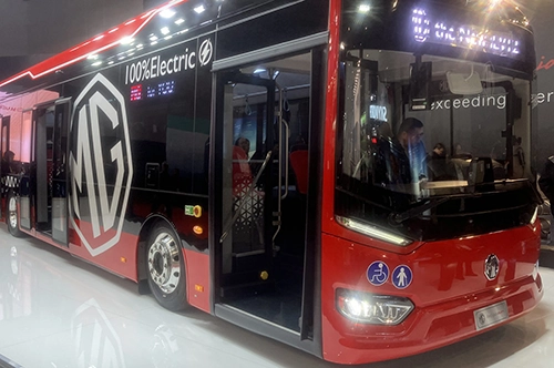  MG electric bus 