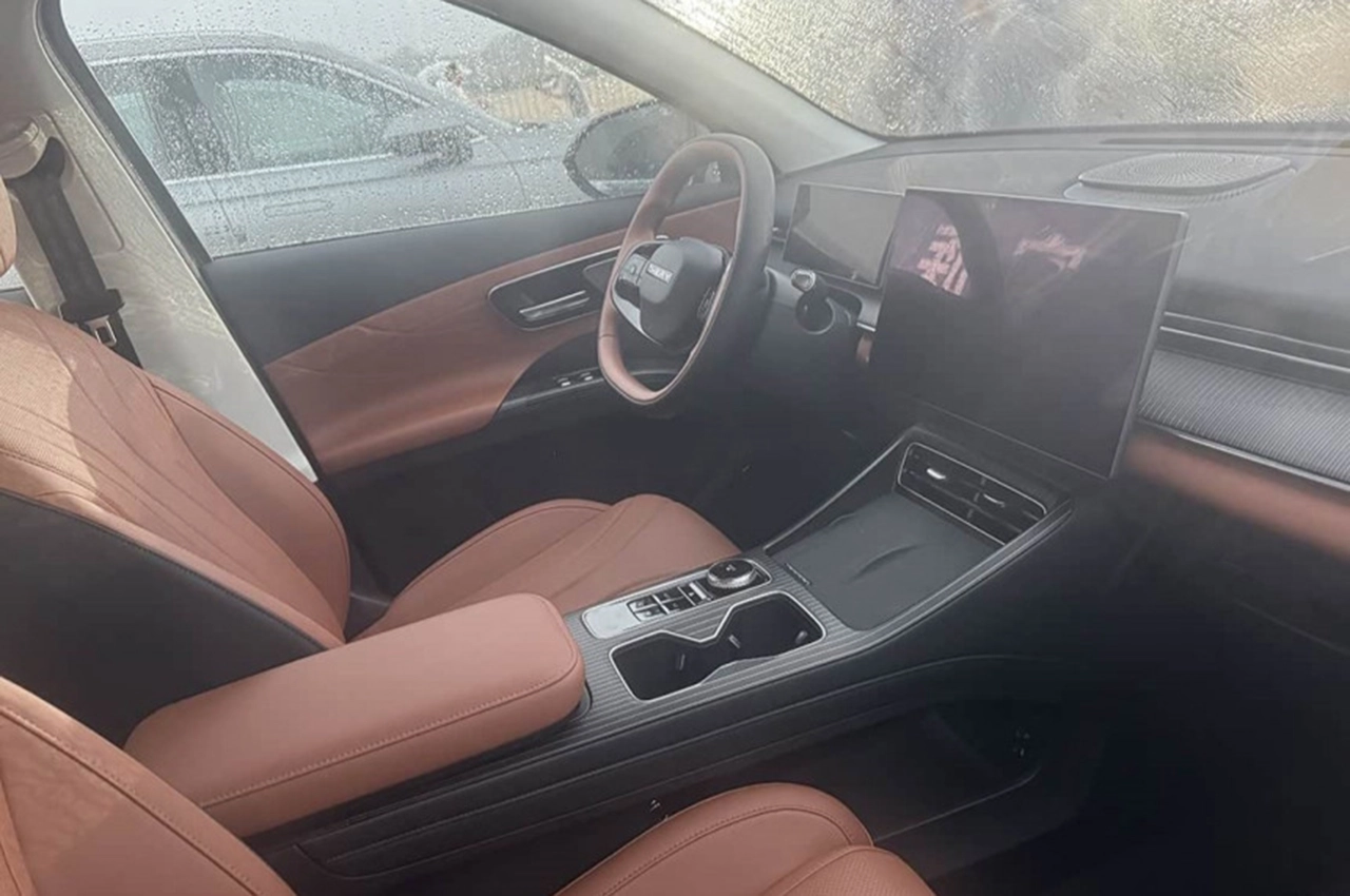 AutomobileFa New Tiggo 8 14040709 2