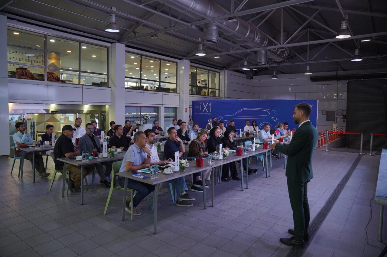 AutomobileFa Persia Khodro BMW iX1 Electric Vehicle Training 14040719 4