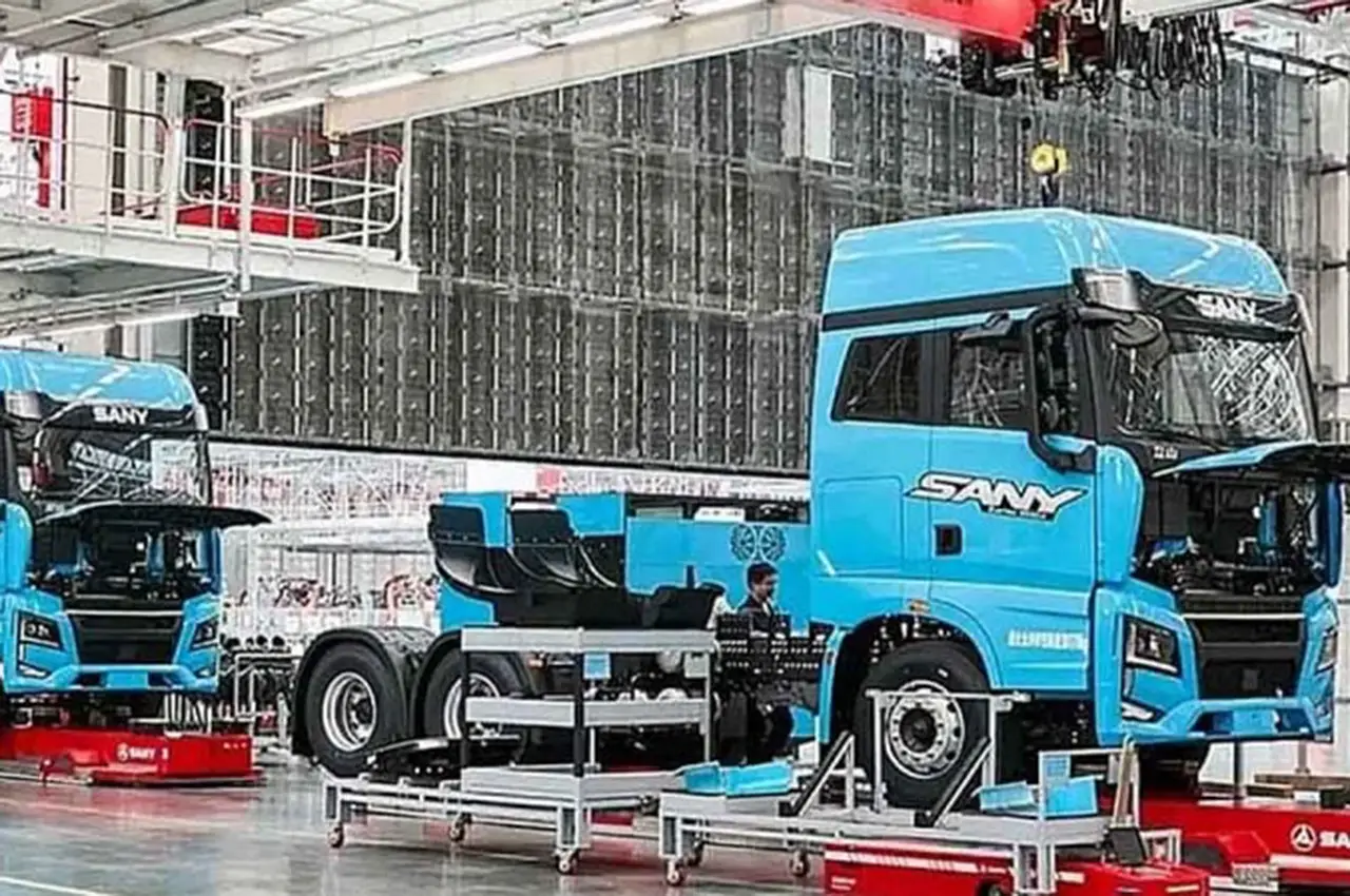 AutomobileFa Sany e263 electric truck 14040726 3