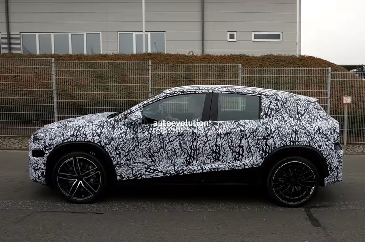 AutomobileFa Mercedes Benz GLA 14040801 3