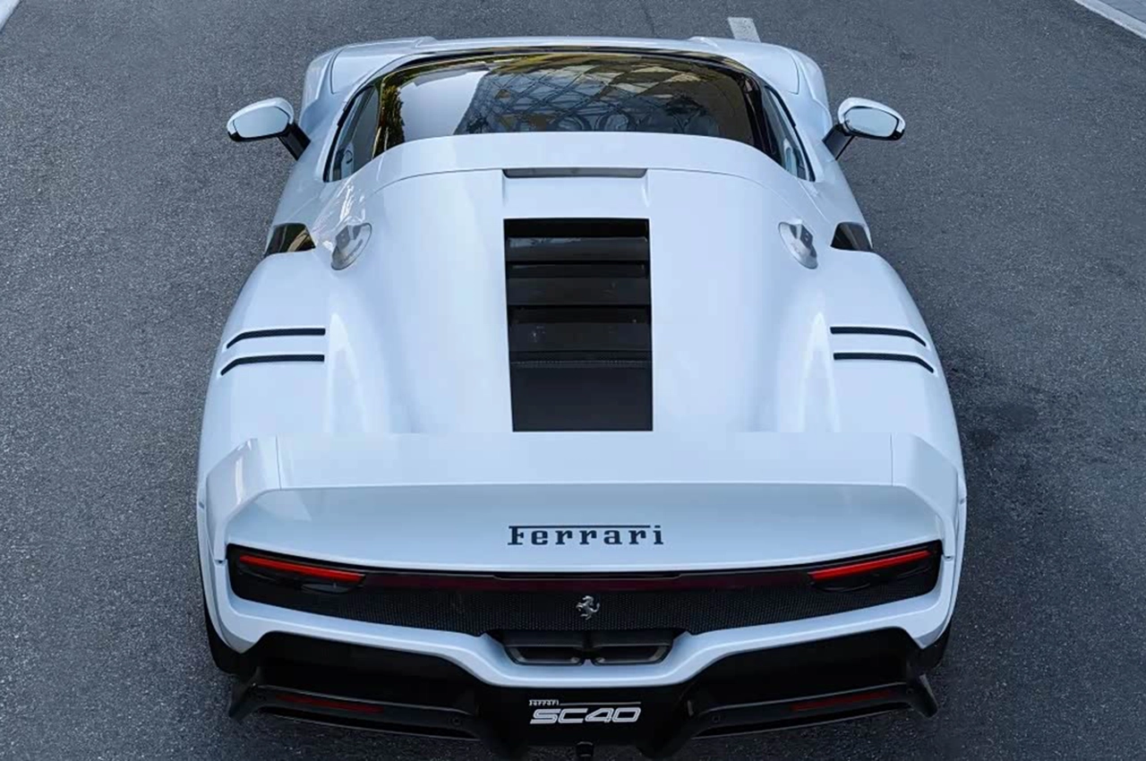 AutomobileFa Ferrari SC40 14040804 7