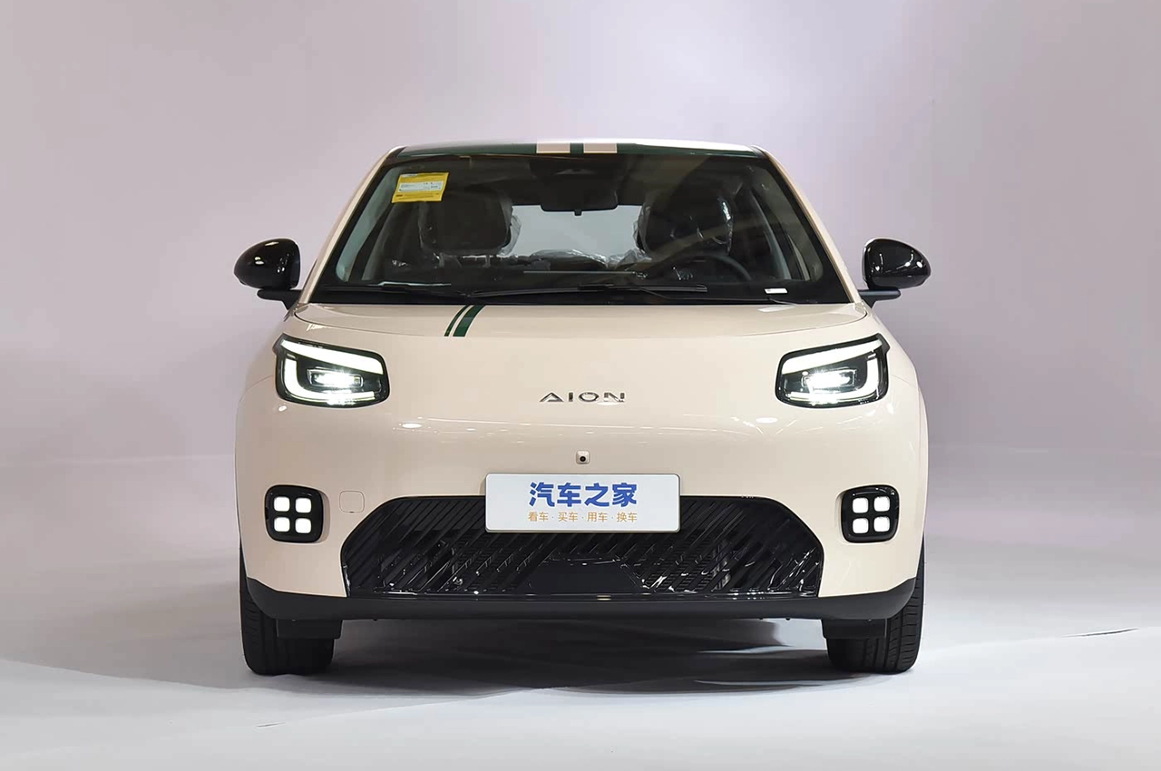 AutomobileFa GAC Aion UT 14040820 6