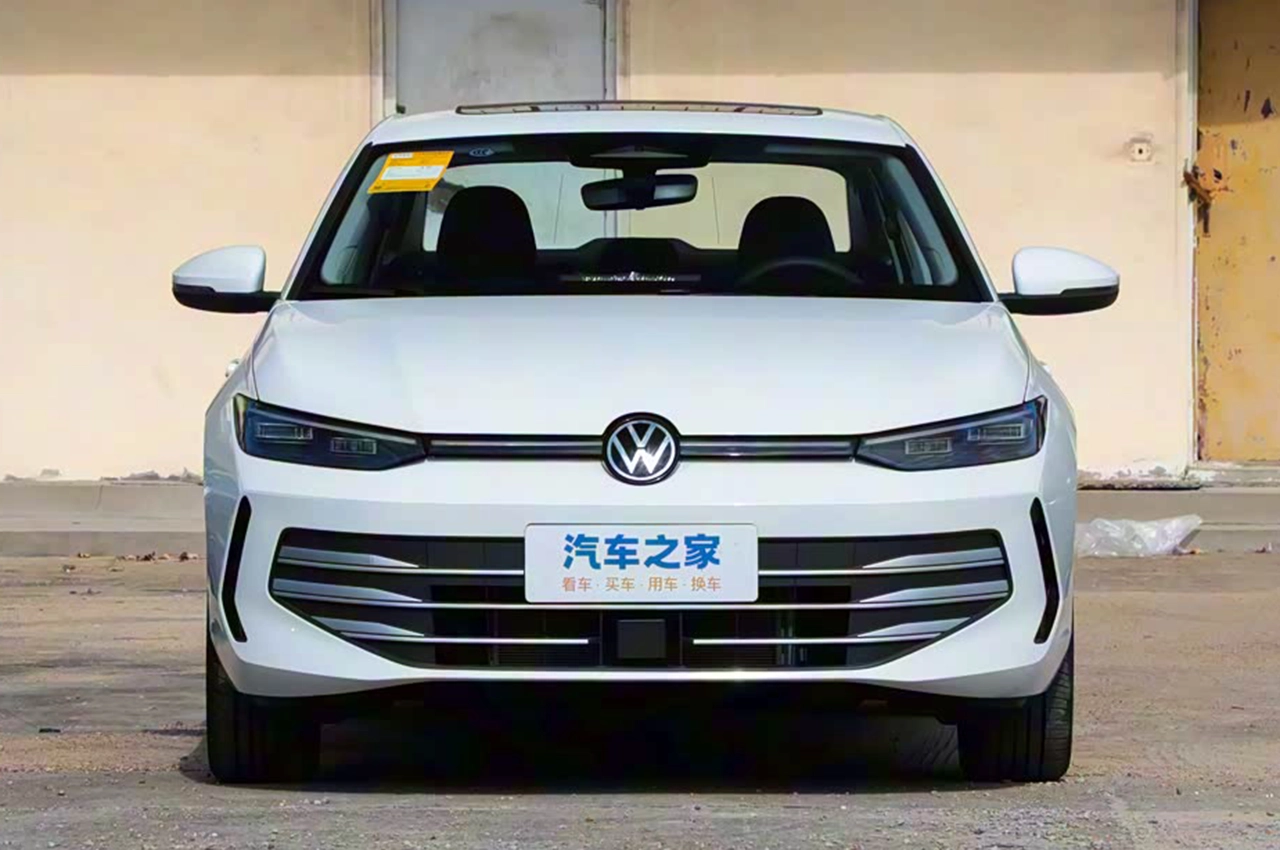 AutomobileFa Volkswagen Lavida Pro 14040813 7