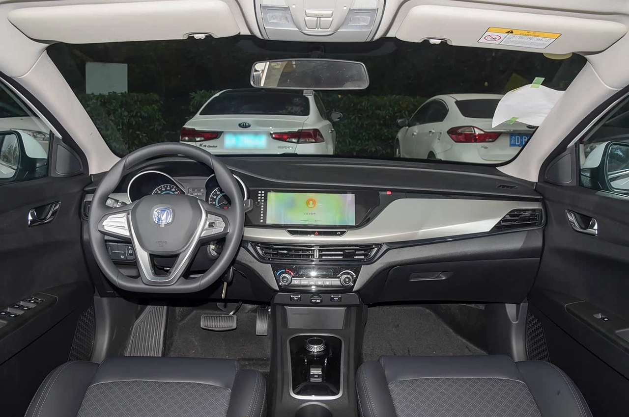 AutomobileFa changan eado ev460 14040807 7