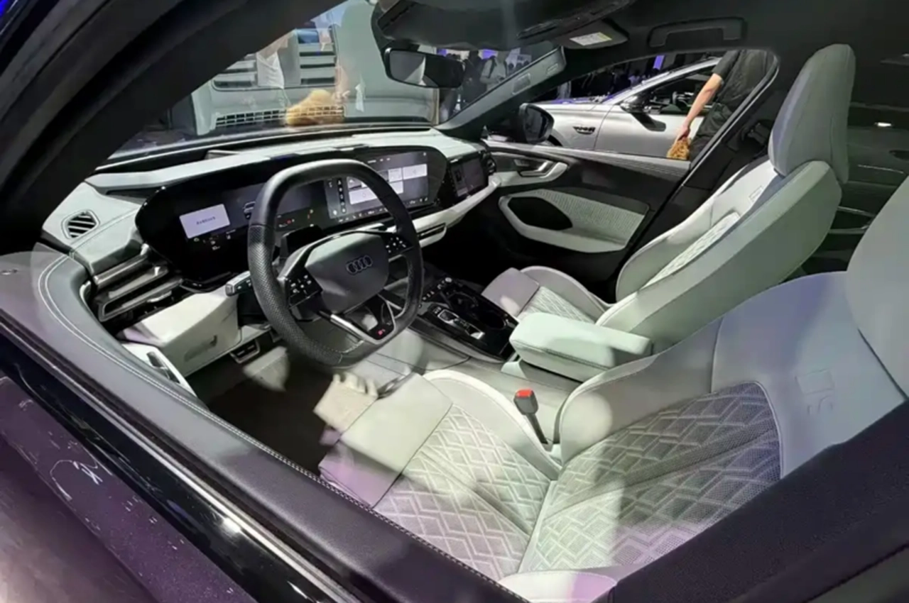 AutomobileFa Audi A5L 14040902 2