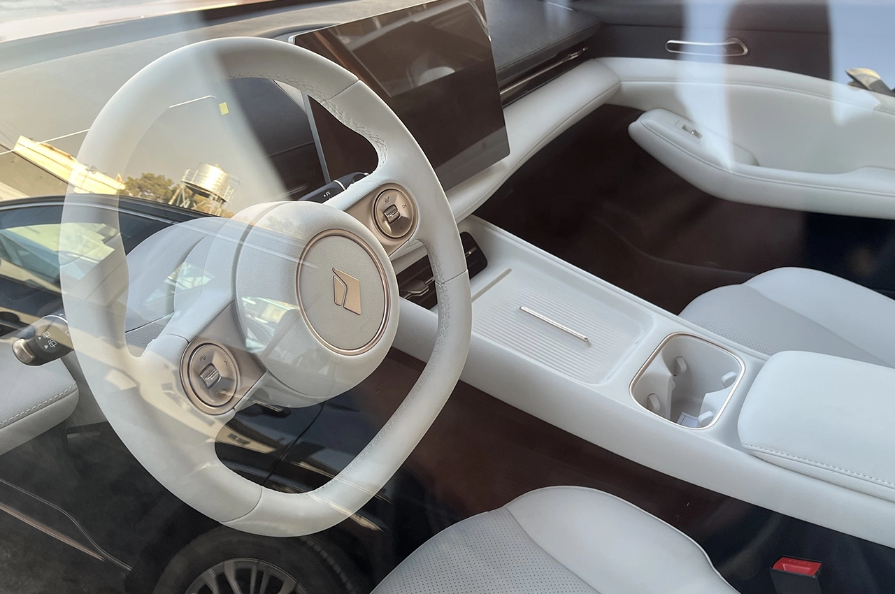 AutomobileFa Baojun Yunhai 14040916 1