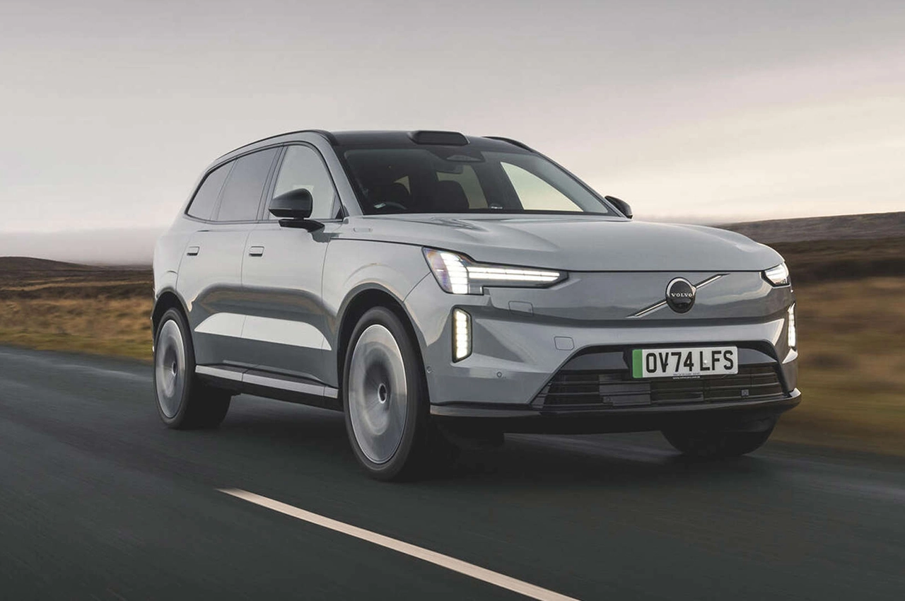 AutomobileFa Volvo EX90 14040919 1