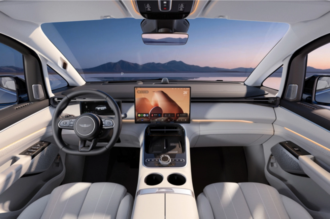 AutomobileFa geely galaxy v900 guinness record 14040908 2