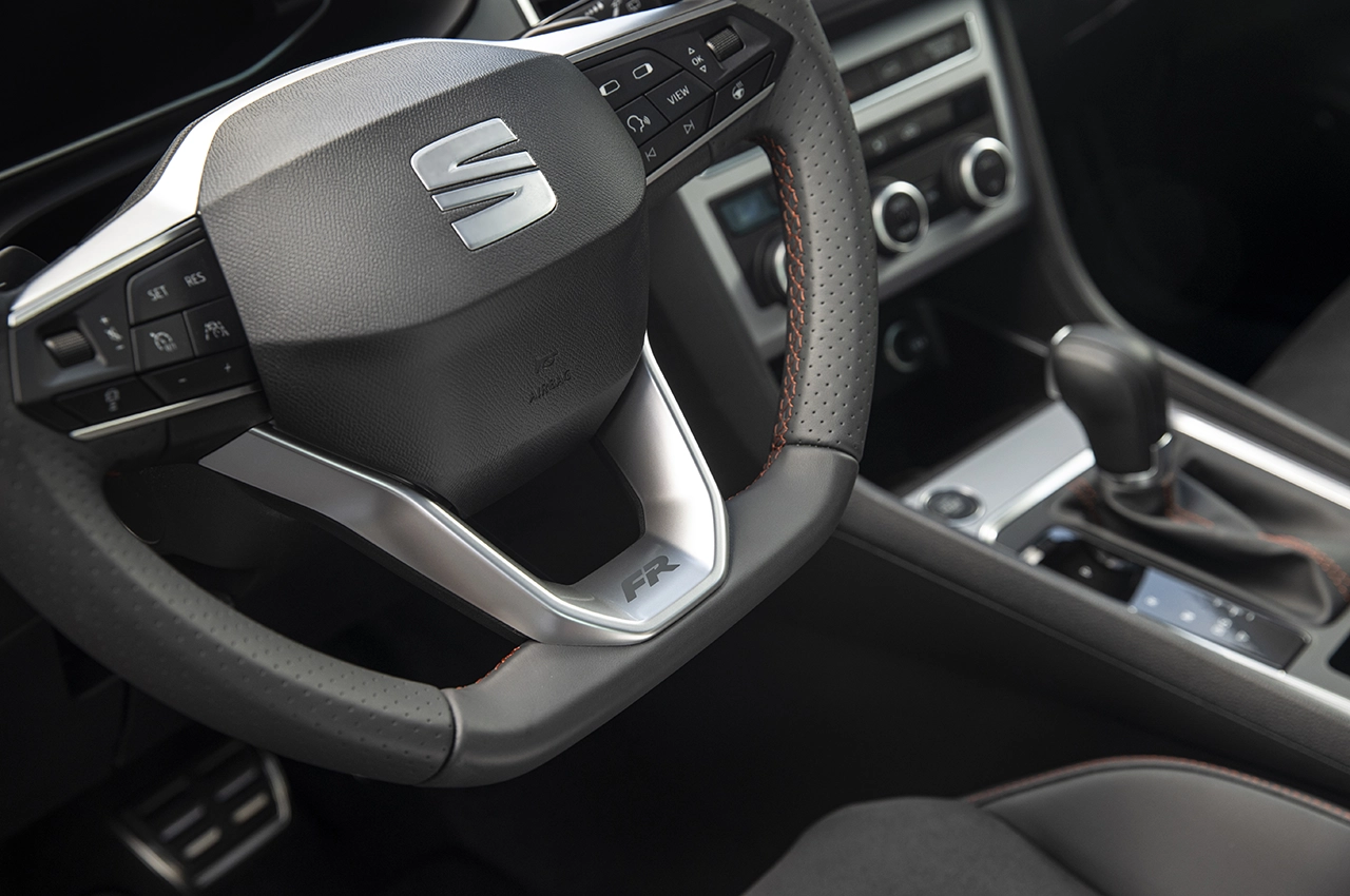 AutomobileFa seat ateca 14040913 9