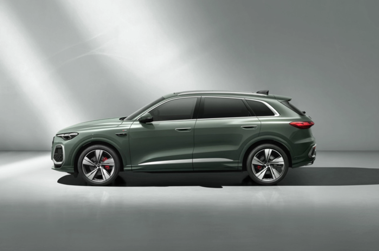 AutomobileFa Audi Q5L 14041002 4