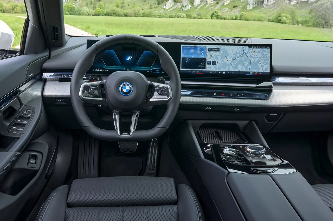 AutomobileFa BMW 5 Series 14041015 2