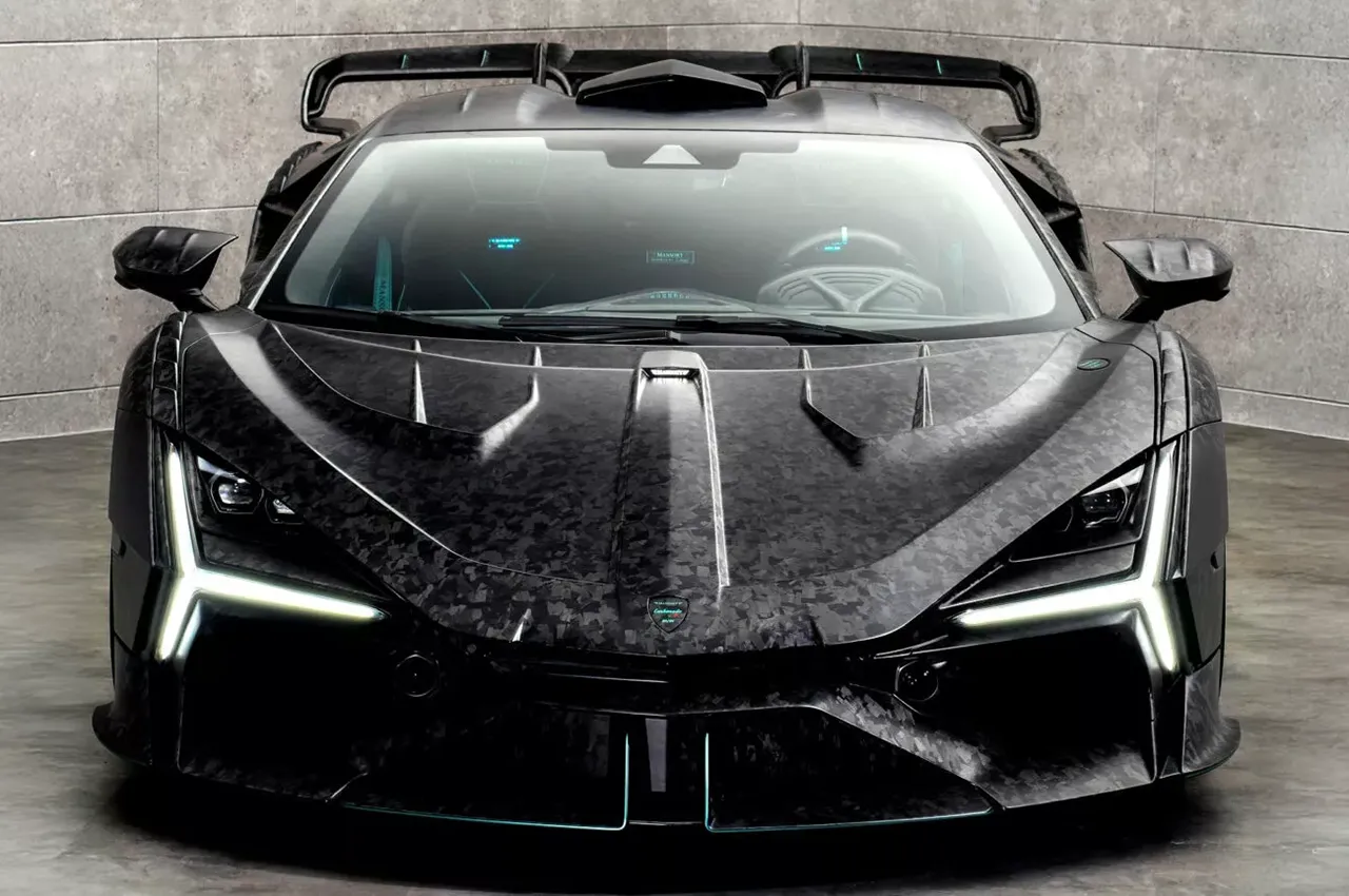 Lamborghini Revuelto tuning