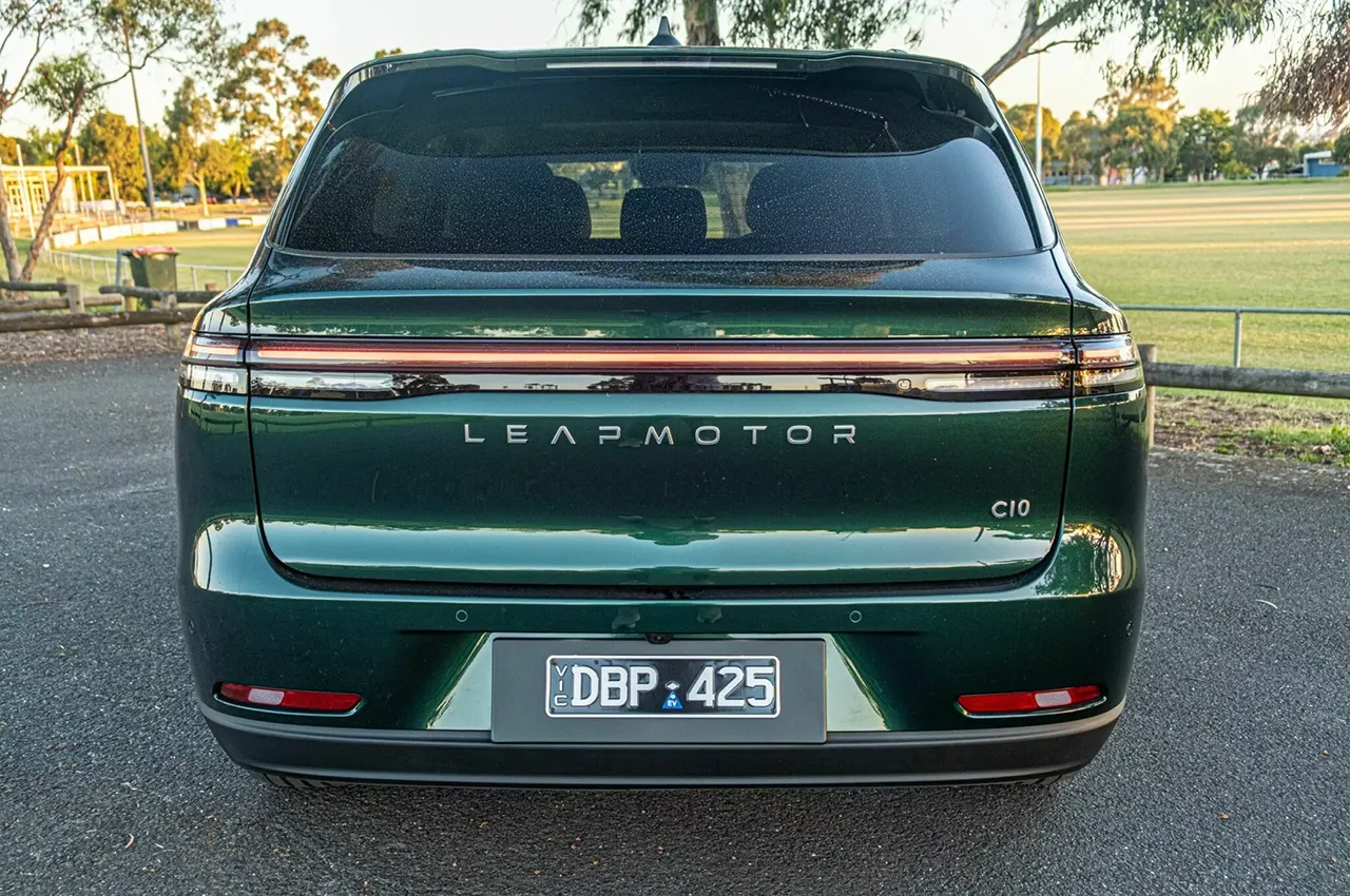 AutomobileFa Leapmotor C10 REEV 14041130 5